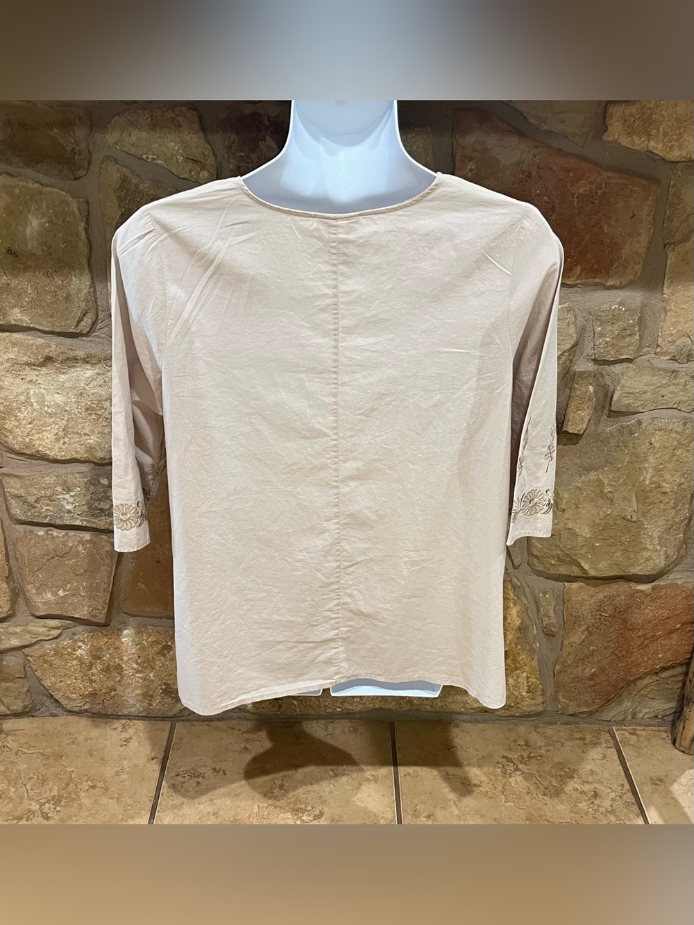 Catherines Light Cotton Blouse 14W/16W Khaki Pleating Buttons Embroidery Detail - Picture 9 of 15